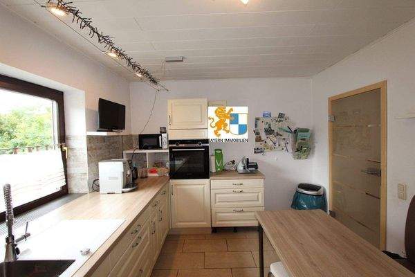 Einbauküche - hochwertige Ausstattung 