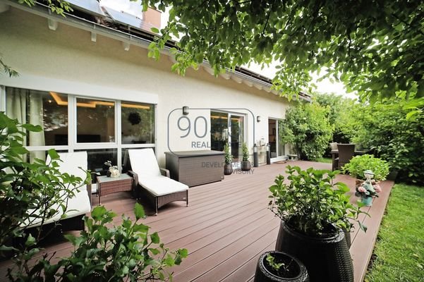 Hochwertiges Haus mit schönem Garten in ruhiger Lage in Grasbrunn