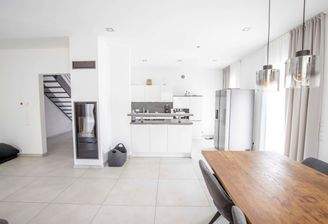 Wohnzimmer/Essen/Küche