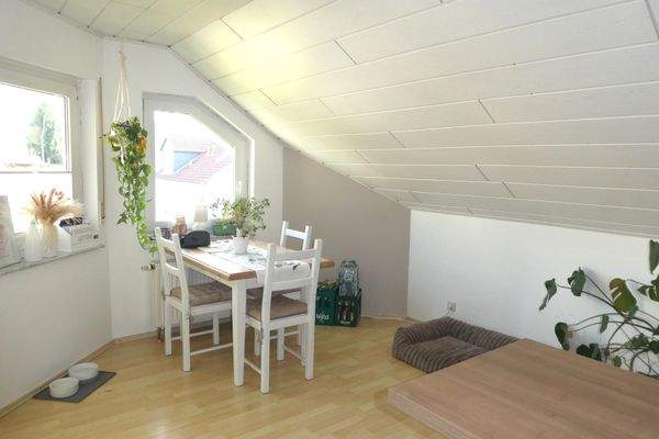 Küchenbereich mit Essplatz