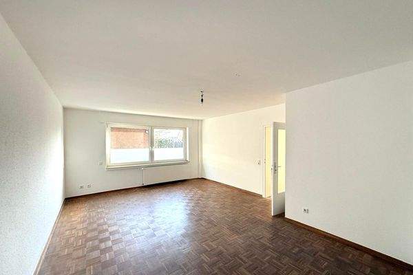 Helles und großzügiges Wohnzimmer