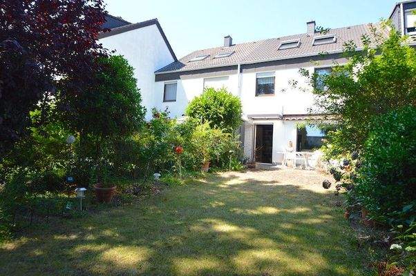 Hausansicht Gartenseite