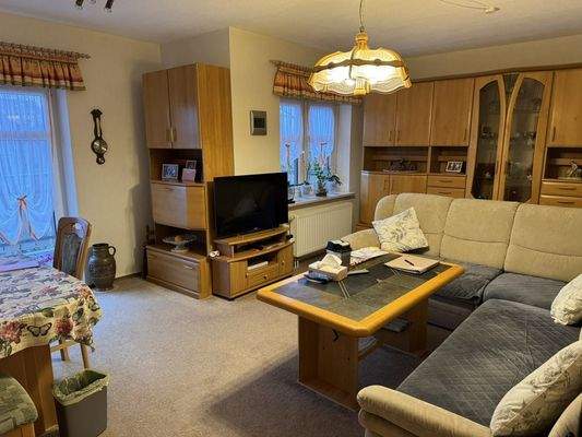 WG 10, Wohn- und Esszimmer