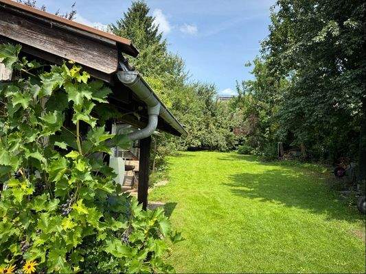 gemäßigtes Südhanggrundstück