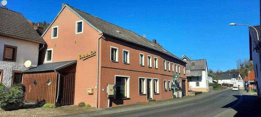 Vorderansicht Straßenseite 