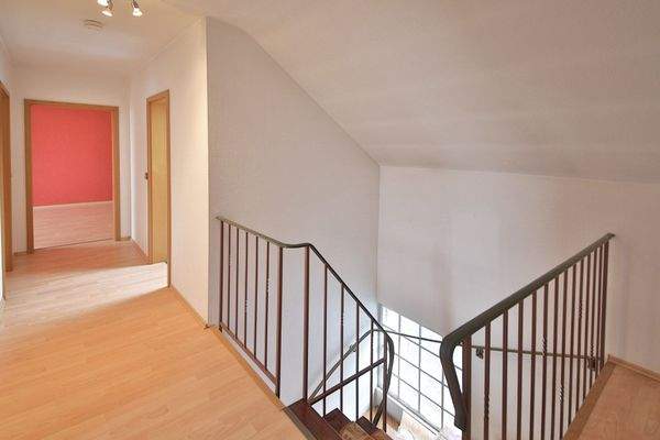 DG Flur und Treppenhaus