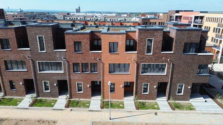 Frontansicht Steinworth.JPG