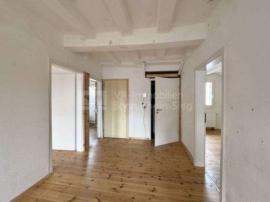 Wohnungseingangstür OG