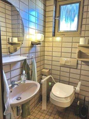 Gäste-WC im EG....