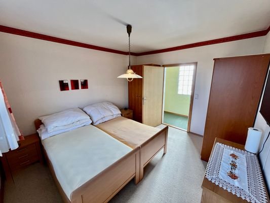 Schlafzimmer 2 OG