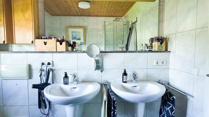 101101010010101-1 22.JPG