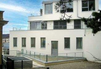 Ansicht Bürofläche mit Terrasse