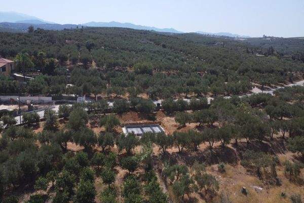 Kreta, Maleme: Ruhige zweistöckige Villa mit Meerblick zu verkaufen