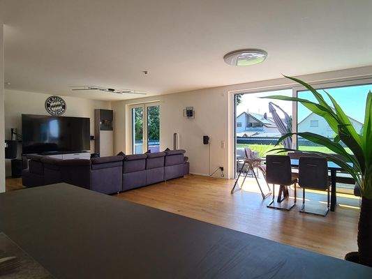 Kochinsel, Wohn-Essbereich