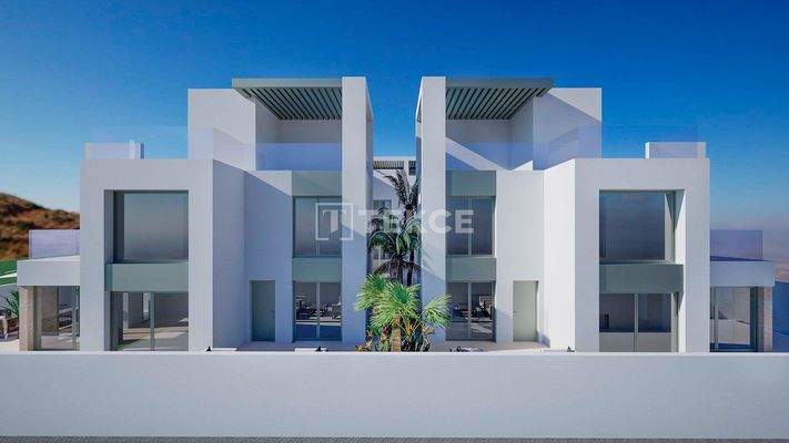 Luxury Villas in Prime Location in Ciudad Quesada