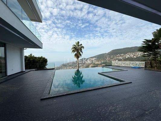 Turnkey Sea-View Villa in Alanya Antalya a with Smart Home Systems