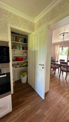 H re Küche Abstellraum.JPEG