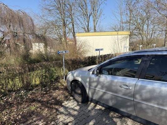 Pkw-Stellplatz