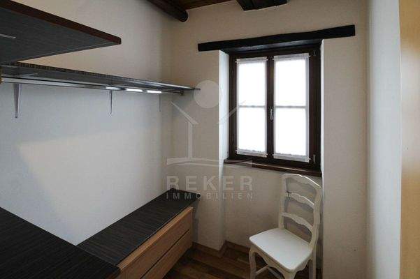 Ankleide oder Absteller