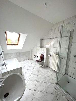 Badezimmer Ebene 1