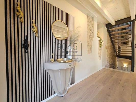 Stilvoll restauriertes Rustico mit modernem Komfort und traditionellem Flair in Garda