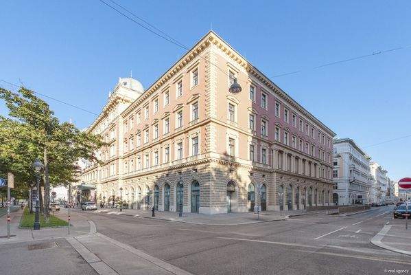 2025-09-15-S01408-Schottenring 22, 1010 Wien-080