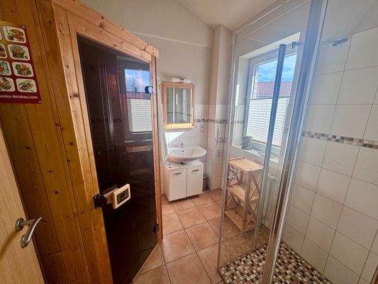 Duschbad mit Sauna