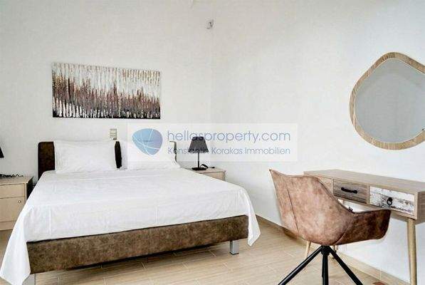 32ed779e4f324b268e66e972cebba1ce-original