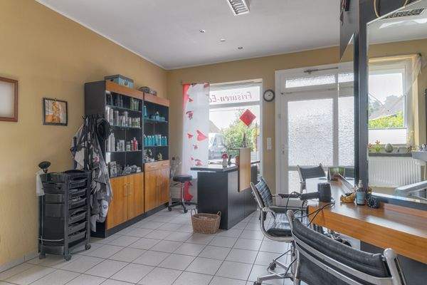 Friseursalon - Erdgeschoss