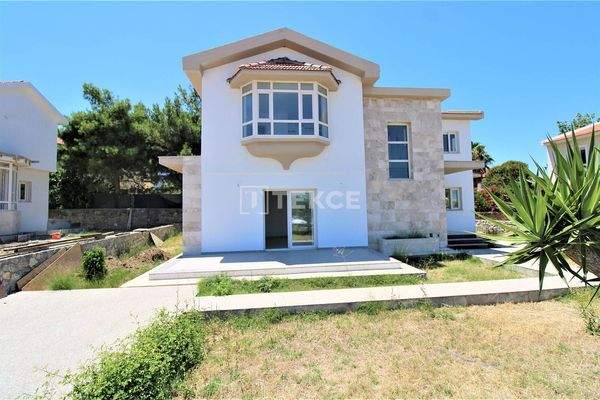 Detached Villa Close to the Sea in North Cyprus Girne