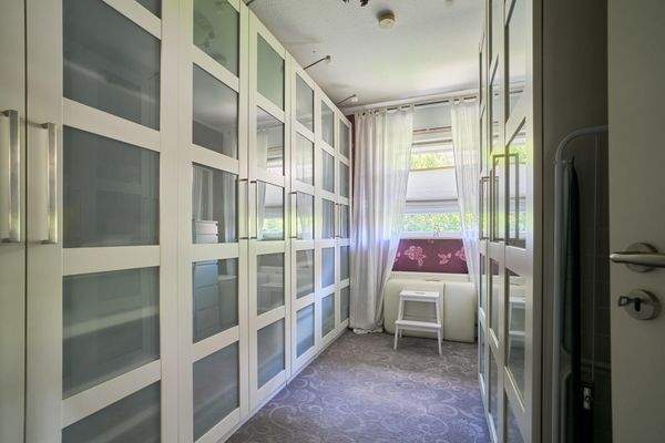 Erdgeschoss - Ankleidezimmer