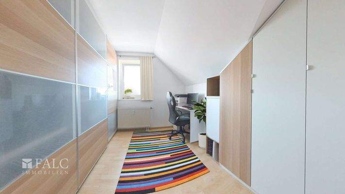 Büro/ Kinderzimmer 2