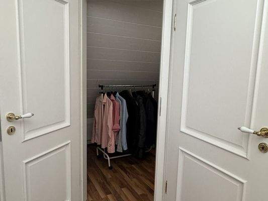 begehbarer Schrank DG