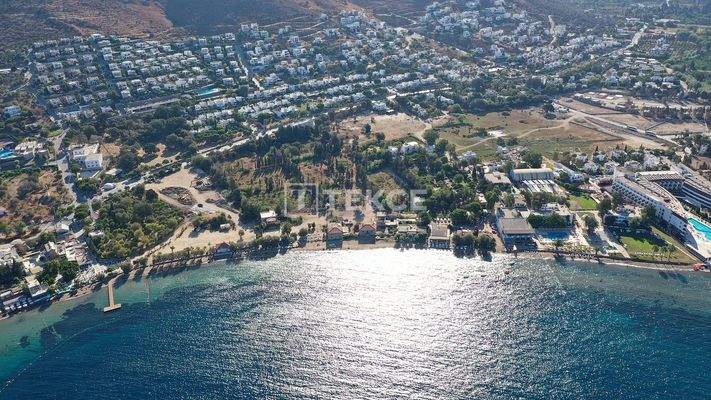Flats for Sale in a Beachfront Complex in Bodrum Gümüşlük