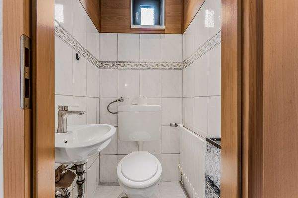 Gäste-WC im Erdgeschoss 