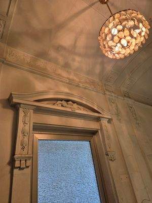 Aufwendige Rahmengestaltung