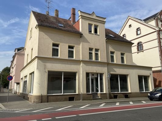 1 Straßenansicht Wohn- und Geschäftshaus.JPG