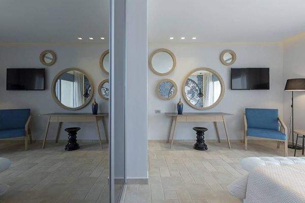 Kreta, Mochlos: Traumhafte Luxusvilla in einer ruhigen Bucht zum Verkauf