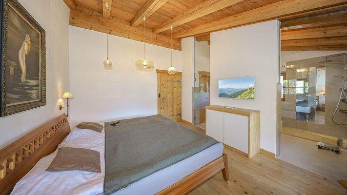 KITZIMMO-Exklusives Landhaus in traumhafter & unverbaubarer Aussichtslage - Immobilien Kitzbühel.