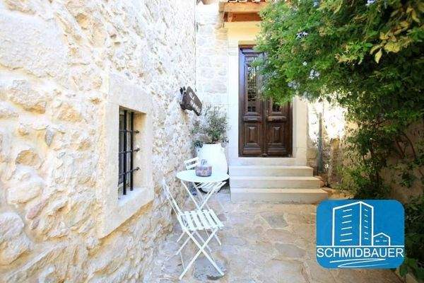 Kreta, Sivas: Traditionelles Steinhaus mit Swimmingpool