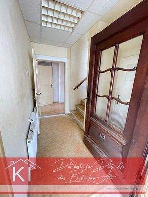 Zugang Flur zum EG