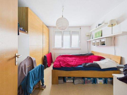 Gut geschnittener Schlafraum