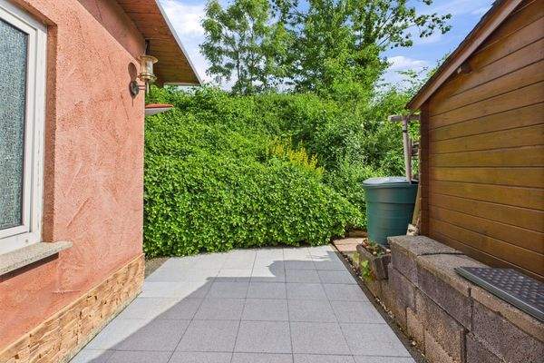 Schlossstraße 22 – 54293 Trier-Quint