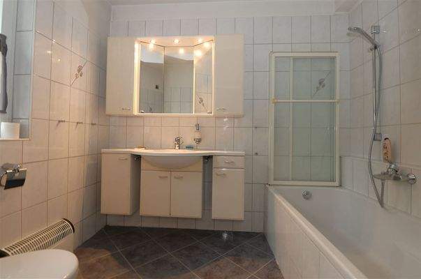 Badezimmer Erdgeschoss