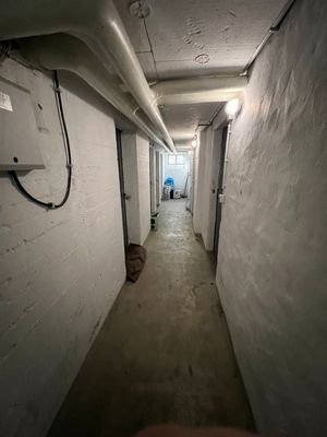 Keller