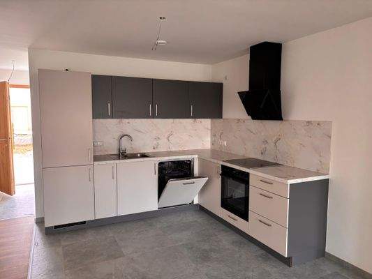 Küche eingebaut.jpeg