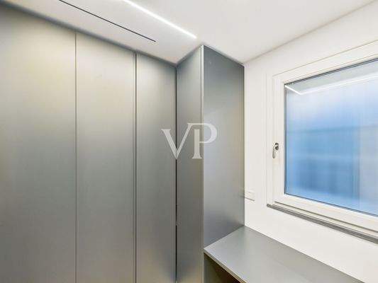 Villa 2  primo piano cabina armadio piano 2