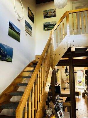 Diele & Aufgang zum DG