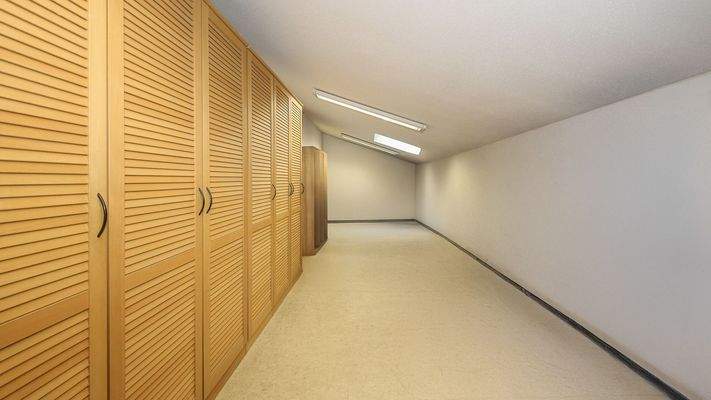 KITZIMMO-Dachgeschoss-Büro mit genehmigter Erweiterung kaufen - Immobilien Kitzbühel.