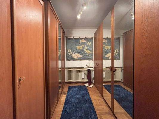 Ankleidezimmer Gartengeschoss